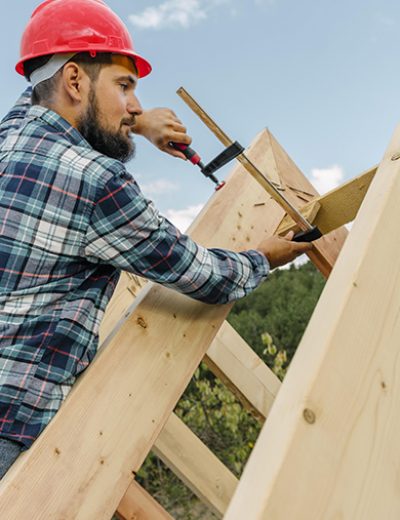roof-man-work-img